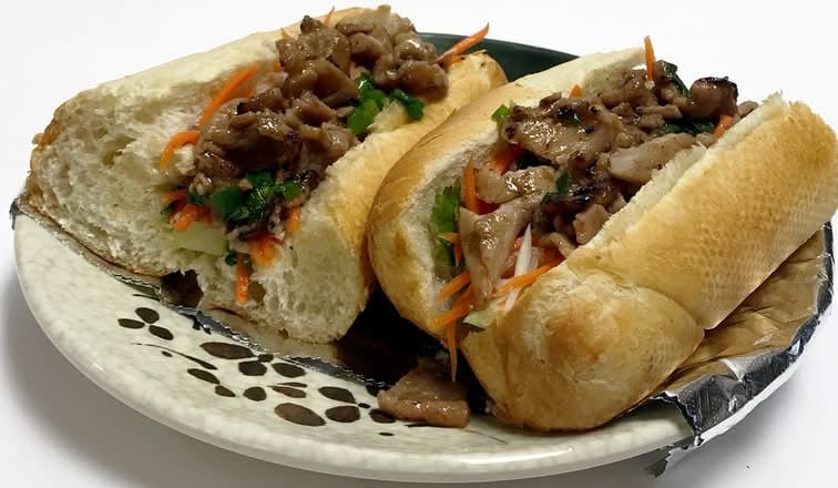 B6. Banh Mi Thit Nuong (Grilled Pork).